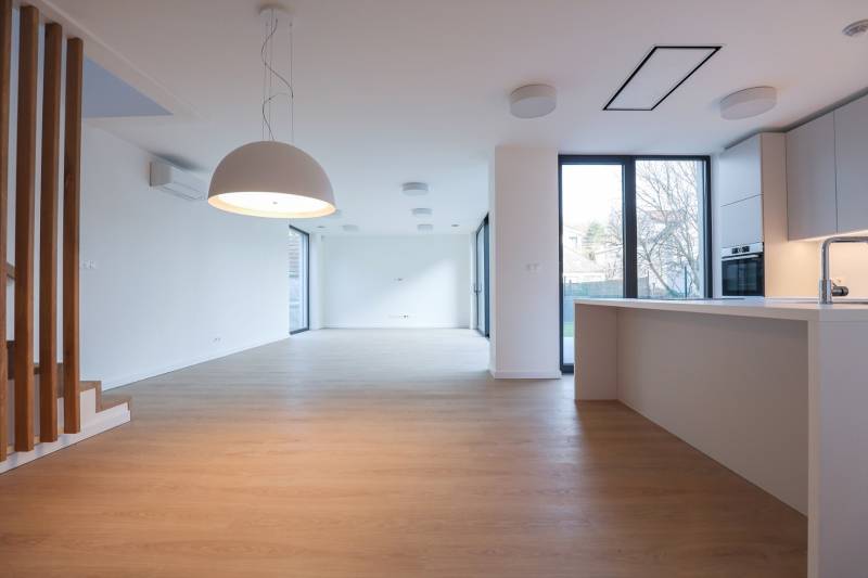 FOR RENT - Brand new 4 bedroom family house at Líščie údolie