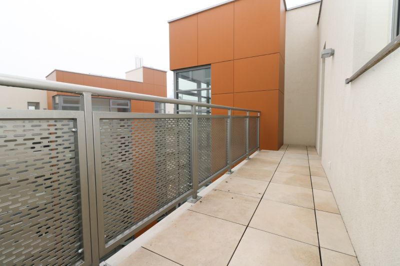 THE HOME I FOR RENT - Luxurious 2 bed. apt. with terrace, Bezručova