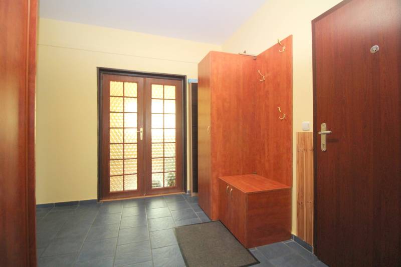 Rent Two bedroom apartment, Two bedroom apartment, Pifflova, Bratislav
