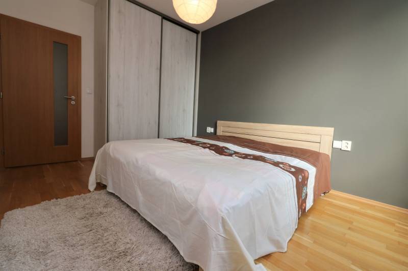 FOR RENT - Spacious 2 bedroom apartment in City Park, Plynárenská