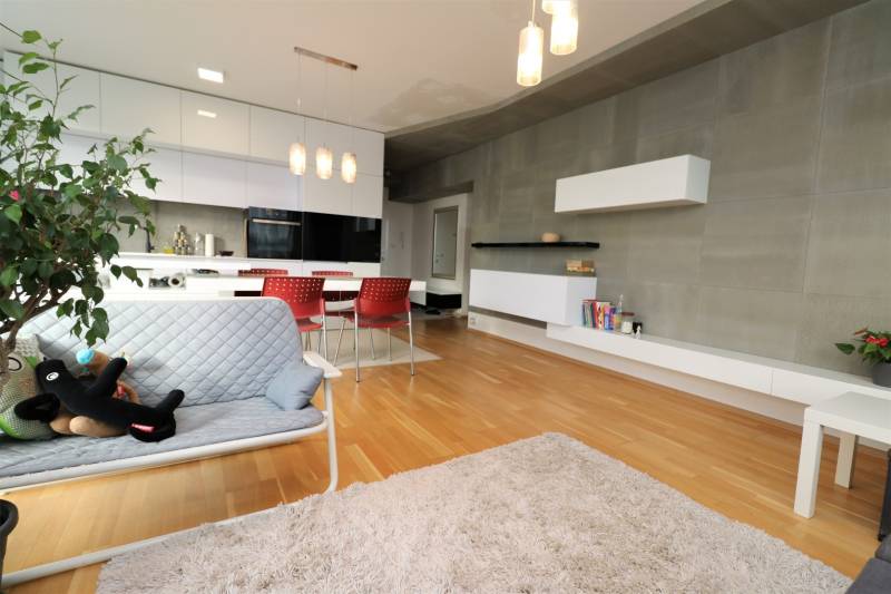 FOR RENT - Spacious 2 bedroom apartment in City Park, Plynárenská