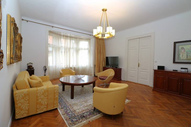 Rent Two bedroom apartment, Two bedroom apartment, Laurinská, Bratisla