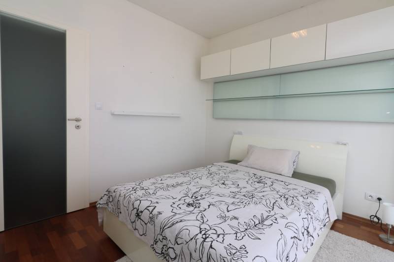 Rent Two bedroom apartment, Two bedroom apartment, Staré grunty, Brati