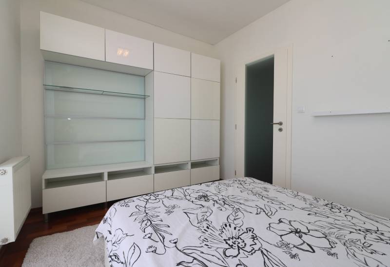 Rent Two bedroom apartment, Two bedroom apartment, Staré grunty, Brati