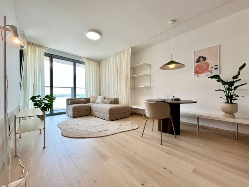 FOR RENT︱EUROVEA TOWER - Modern 1 bedroom apartment on 11th floor