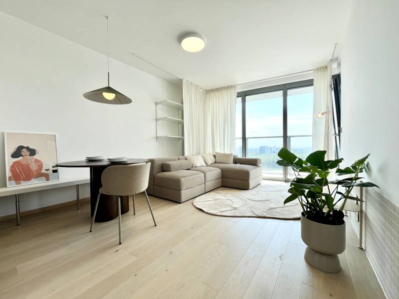 FOR RENT︱EUROVEA TOWER - Modern 1bed. apt. on 16th floor, Castle view