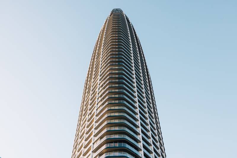 THE HOME︱EUROVEA TOWER - Luxury 3-bedroom residence on 42th floor