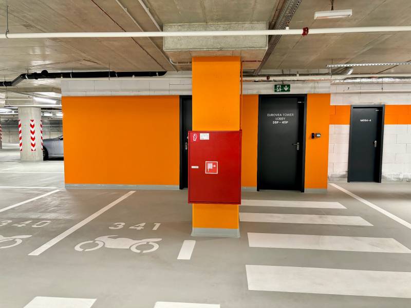 THE HOME︱EUROVEA TOWER - Parking place in garage for motorbike