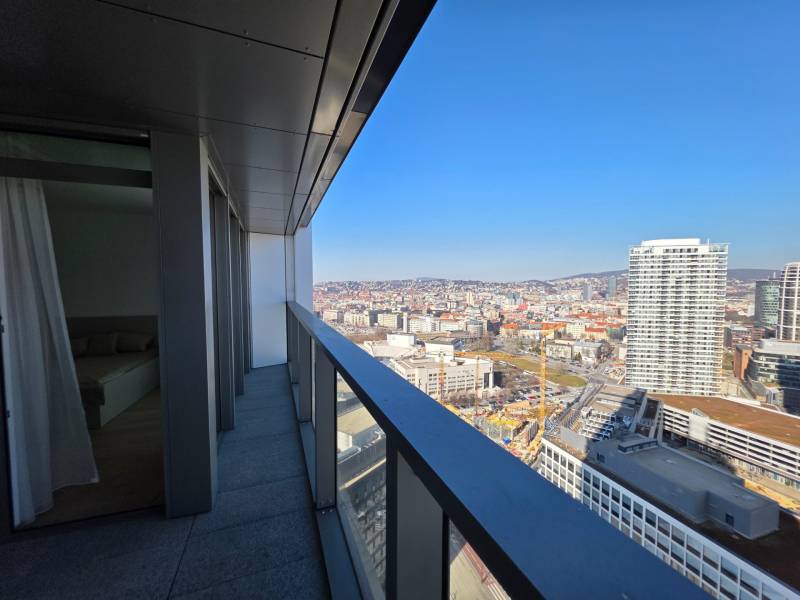 FOR RENT - 1 bedroom apartment at premium EUROVEA TOWER