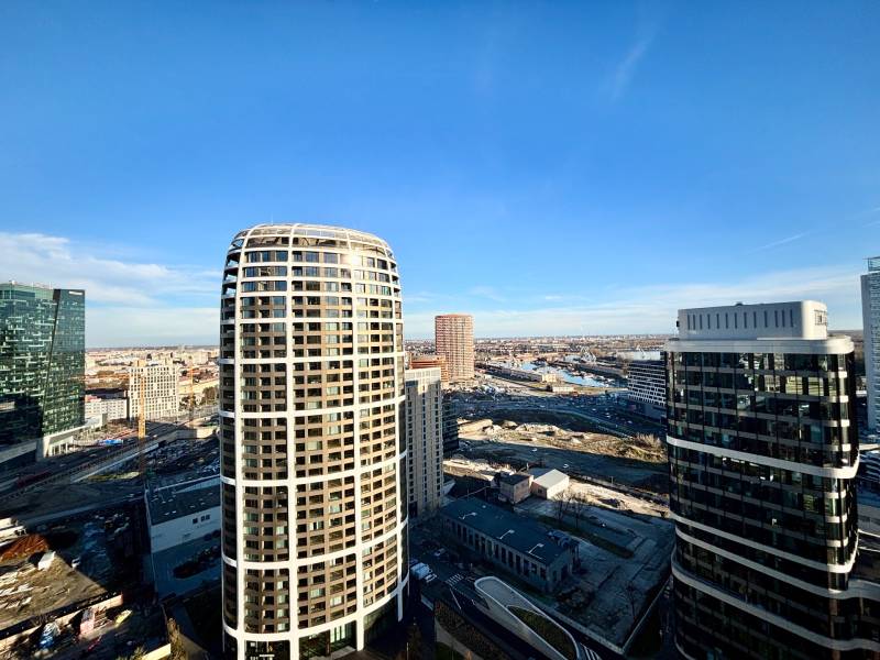 RENTED - Modern 1 bedroom apartment, 24th floor, SKY PARK Tower 2