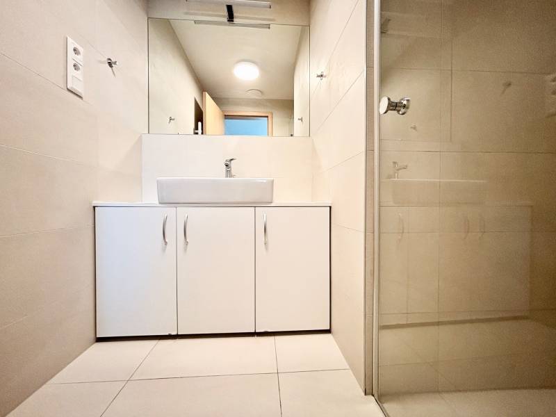 RENTED - Modern 1 bedroom apartment, 24th floor, SKY PARK Tower 2