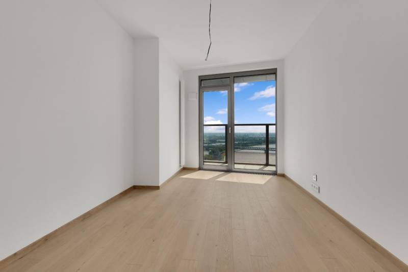 THE HOME︱EUROVEA TOWER - Exclusive 3-bed. apt. Danube view, 36th LUX