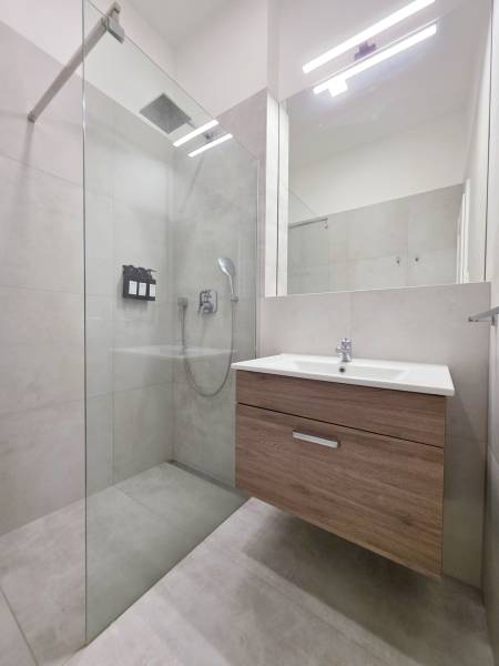 Rent Two bedroom apartment, Two bedroom apartment, Chalúpkova, Bratisl