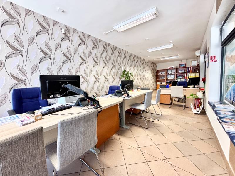 FOR RENT - Commercial space in the city center, Špitálska Street