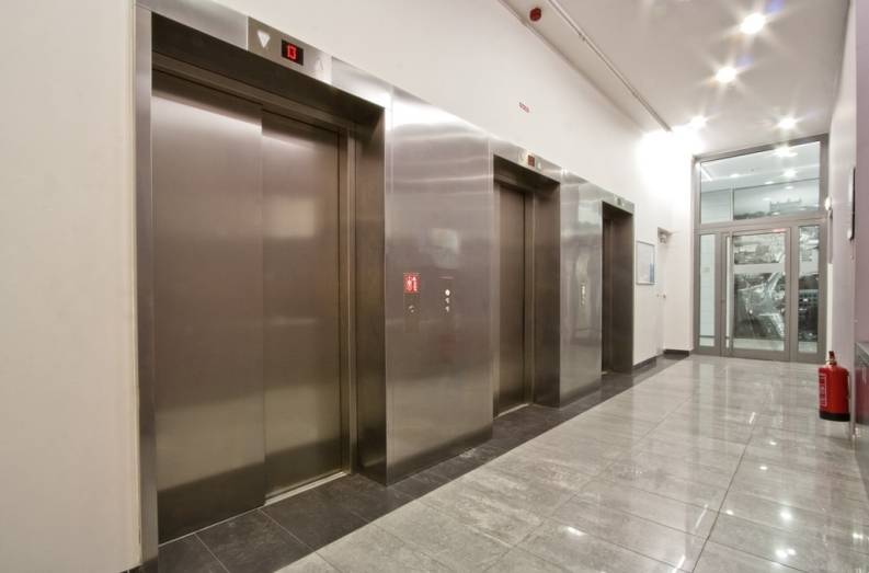 FOR SALE - Garage parking in 3 towers, Bajkalská 9B