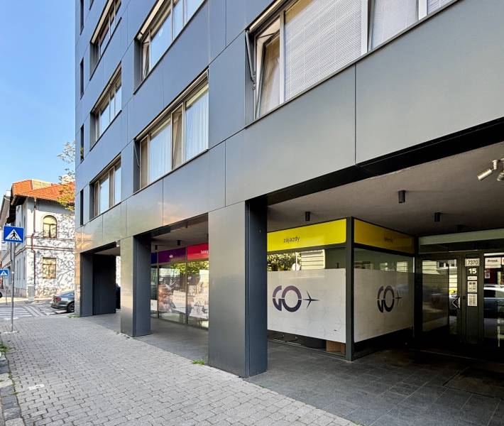 FOR RENT – Modern 1-bedroom apt in the city center on Moskovská street