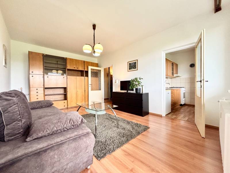 FOR RENT - Cozy studio apartment at Ľuda Zúbka street, Dúbravka