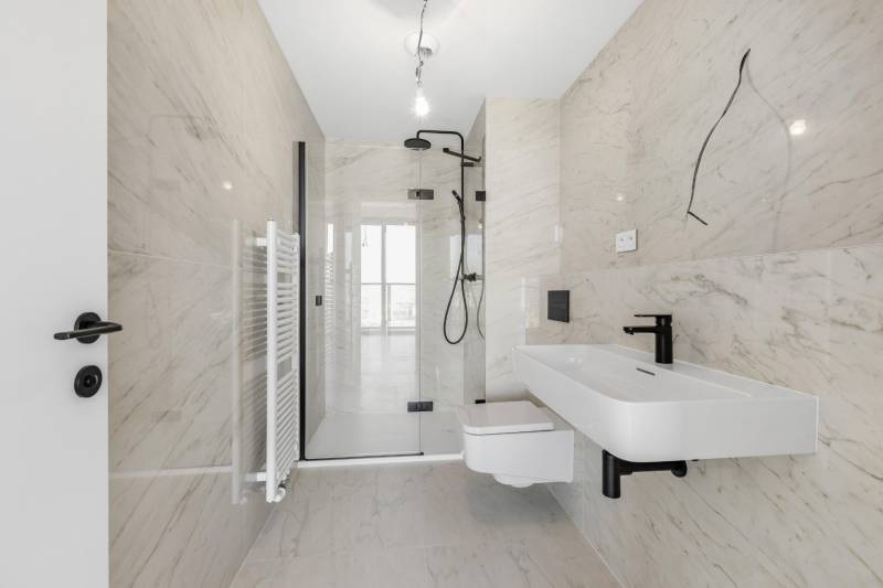 THE HOME︱EUROVEA TOWER - Penthouse 3-bed. apt. Danube view, 44th
