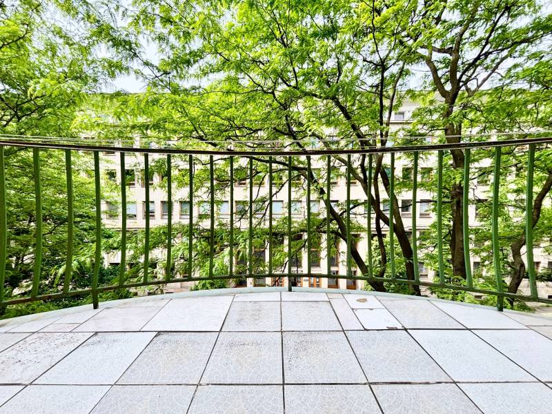 FOR SALE - City center 3bed. apt. with high ceilings, 116m2, Sasinkova