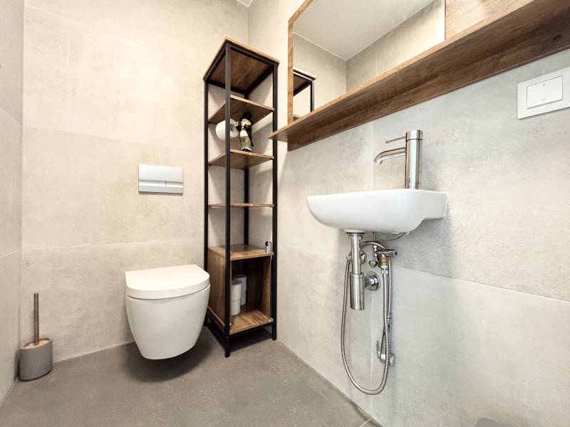 FOR RENT︱SKY PARK  Sunny 1 bed. apt. with the old town view, 4th tower