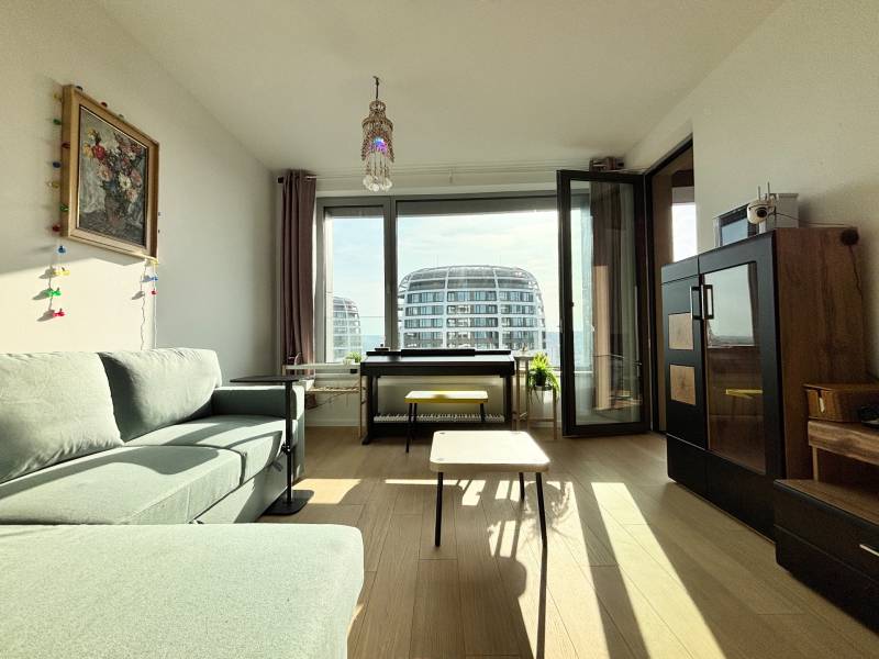 FOR RENT︱SKY PARK  Sunny 1 bed. apt. with the old town view, 4th tower