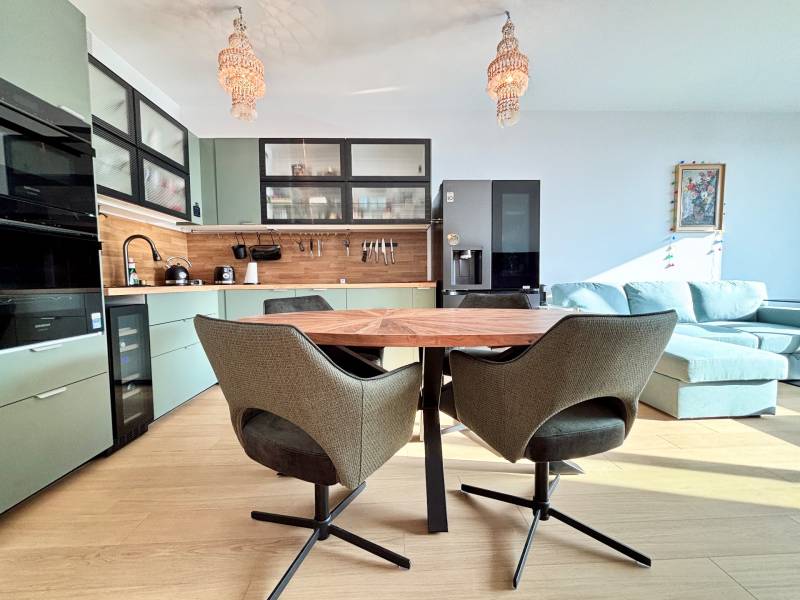 FOR RENT︱SKY PARK  Sunny 1 bed. apt. with the old town view, 4th tower