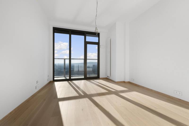 THE HOME︱EUROVEA TOWER - Penthouse 2-bedroom residence 