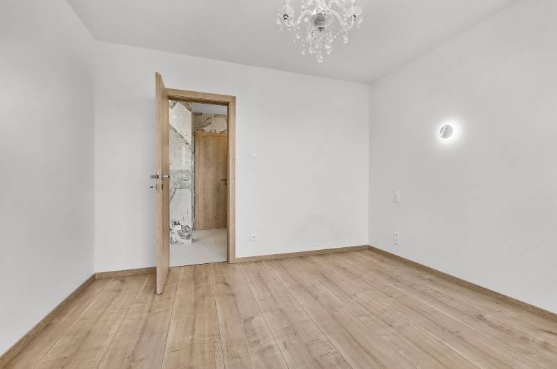 Sale Three bedroom apartment, Three bedroom apartment, Landauova, Brat