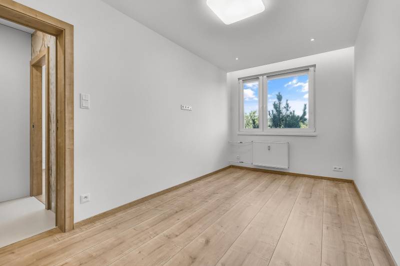 Sale Three bedroom apartment, Three bedroom apartment, Landauova, Brat