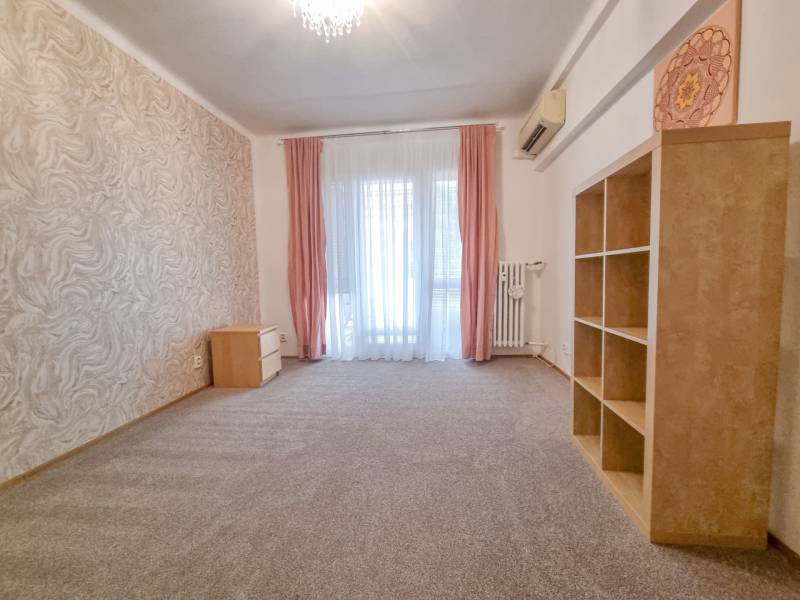 Rent One bedroom apartment, One bedroom apartment, Dulovo námestie, Br