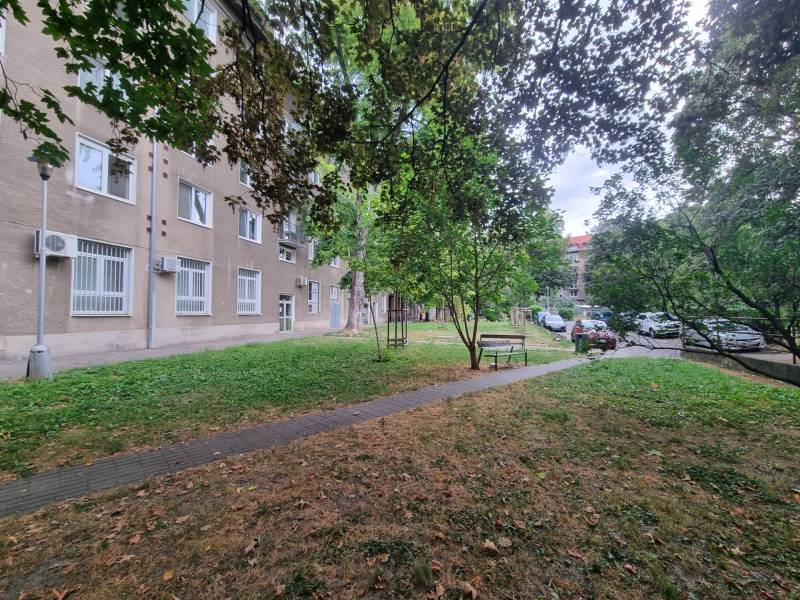 Rent One bedroom apartment, One bedroom apartment, Dulovo námestie, Br