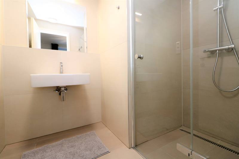 FOR RENT - New 1-bedroom apartment on 19th floor, SKY PARK