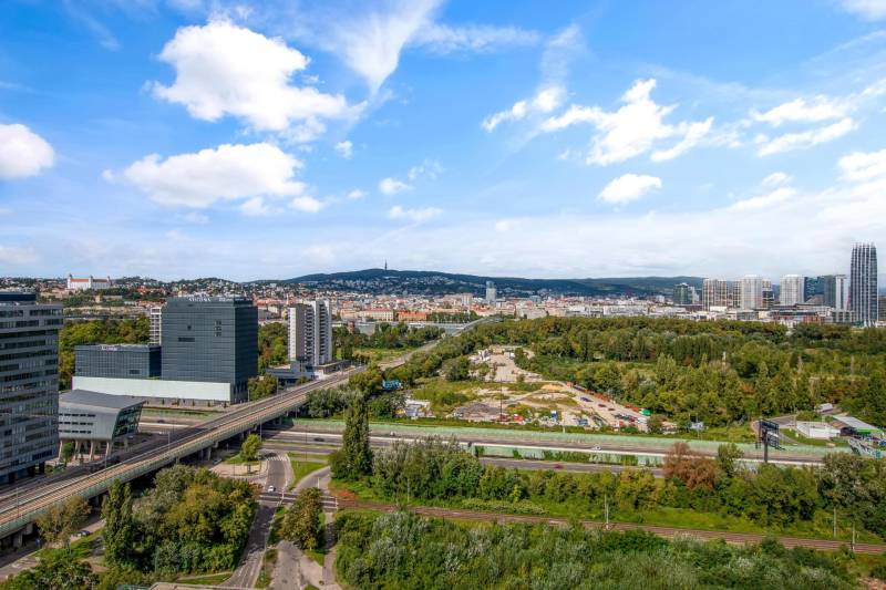 FOR RENT- Exclusive 2-bedroom apartment on top floor, FUXOVA