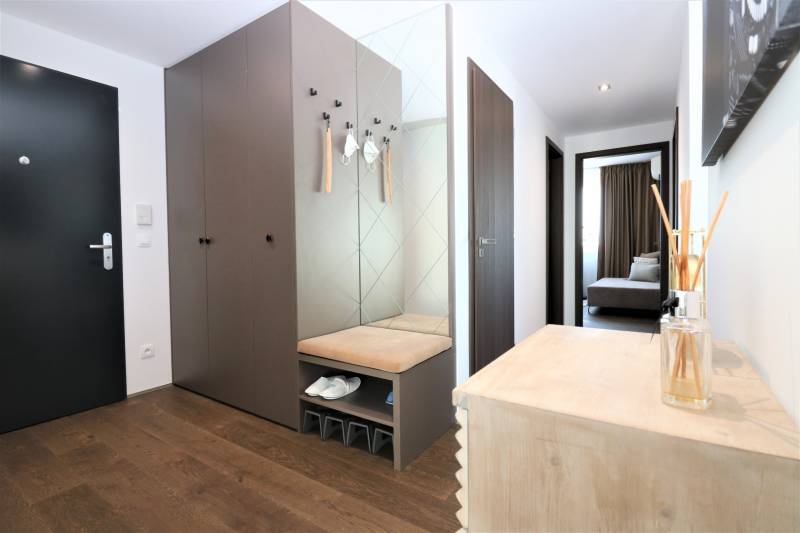 FOR RENT- Exclusive 2-bedroom apartment on top floor, FUXOVA