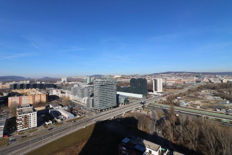 FOR RENT- Exclusive 2-bedroom apartment on top floor, FUXOVA