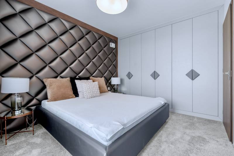 FOR RENT- Exclusive 2-bedroom apartment on top floor, FUXOVA
