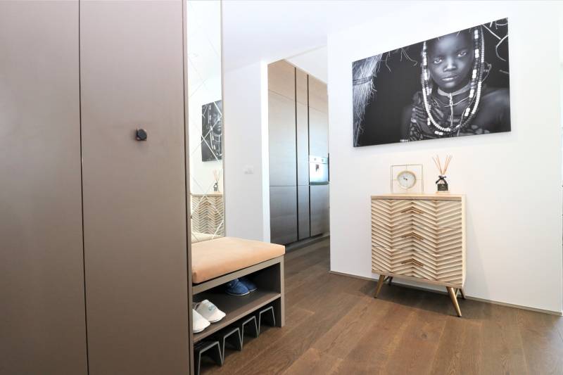 FOR RENT- Exclusive 2-bedroom apartment on top floor, FUXOVA