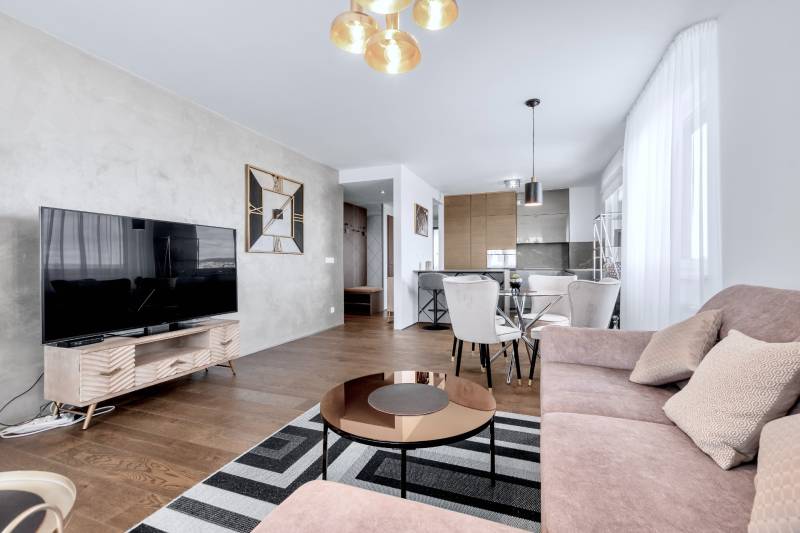 FOR RENT- Exclusive 2-bedroom apartment on top floor, FUXOVA
