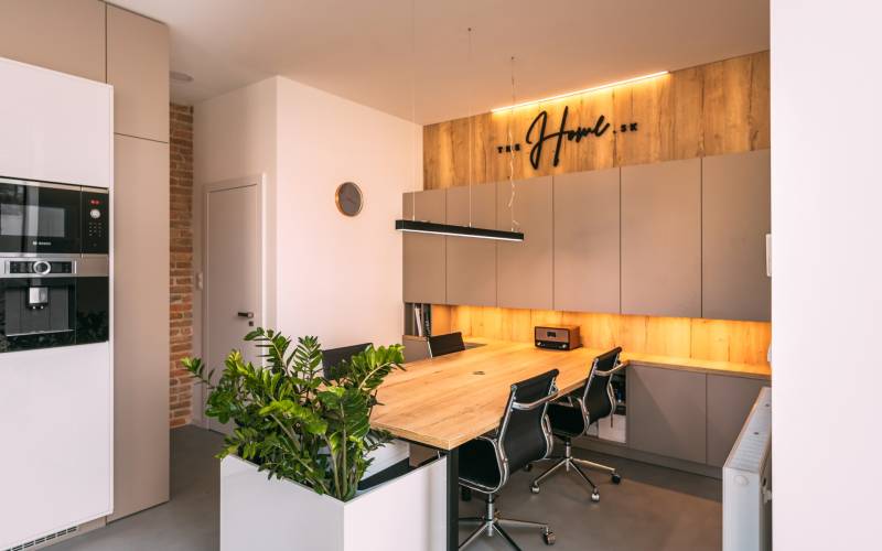 FOR SALE - Commercial space in great location near Račianske mýto