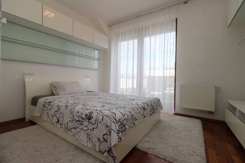 Rent Two bedroom apartment, Two bedroom apartment, Staré grunty, Brati