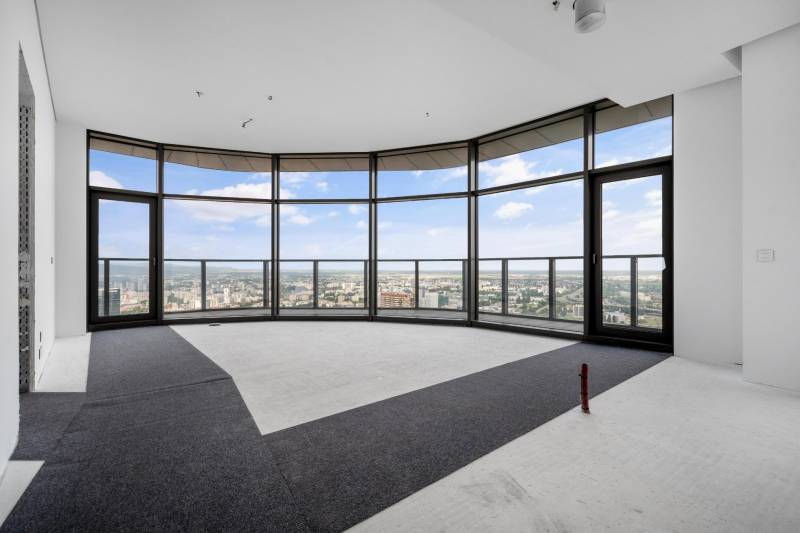 THE HOME︱EUROVEA TOWER - 2 bedroom Penthouse on highest floor