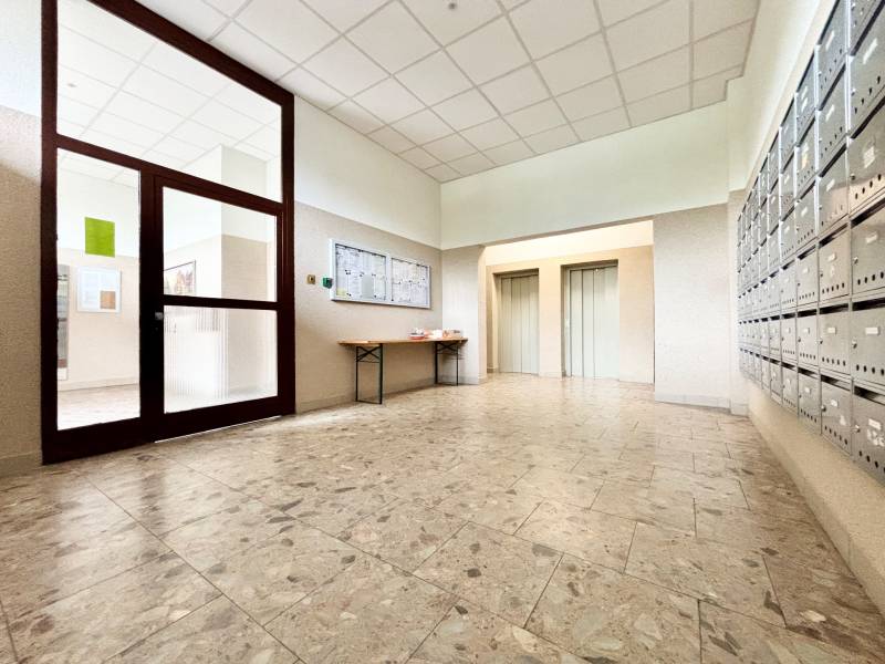 THE HOME I SALE - Sunny studio apartment, Jungmannova street Petržalka