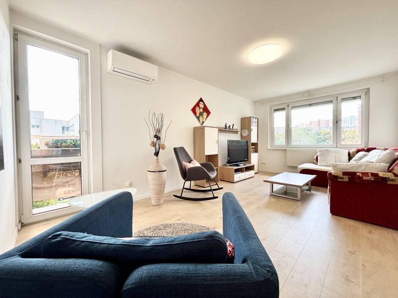 THE HOME I FOR SALE - Spacious and bright apartment in Líščie údolie