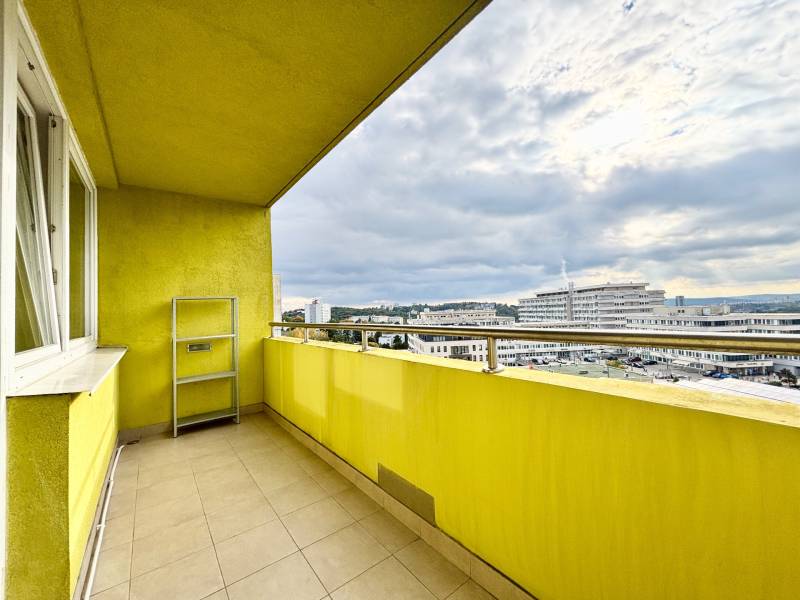 THE HOME I FOR SALE Cozy 1 bed. apartment at Olive building, Kramáre
