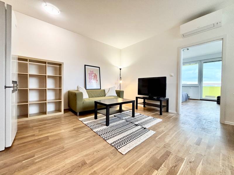 THE HOME I FOR SALE Cozy 1 bed. apartment at Olive building, Kramáre