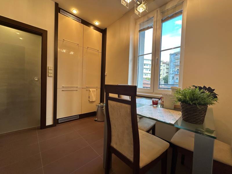 FOR RENT - 1-bedroom apartment, Cukrová street, near Medical Garden