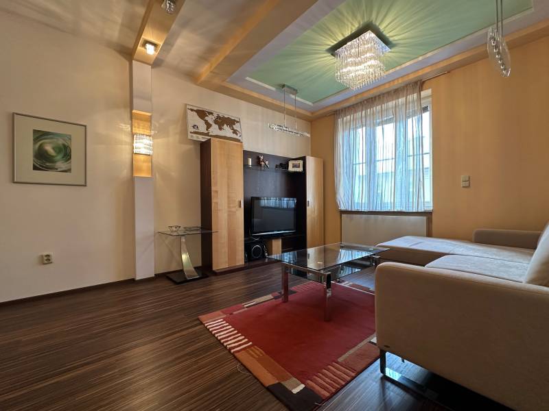 FOR RENT - 1-bedroom apartment, Cukrová street, near Medical Garden
