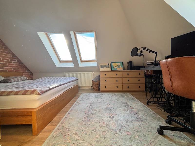 THE HOME I FOR RENT Stylish 1 bedroom apartment on Grösslingova street
