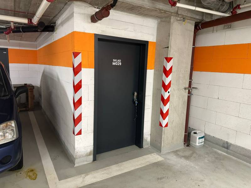 Sale Garage, Garage, Pribinova, Bratislava - Ružinov, Slovakia