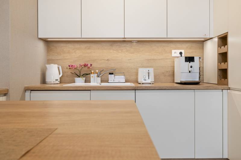 SLNEČNICE︱Modern 1BED Apt. with a Balcony and Excellent Amenities